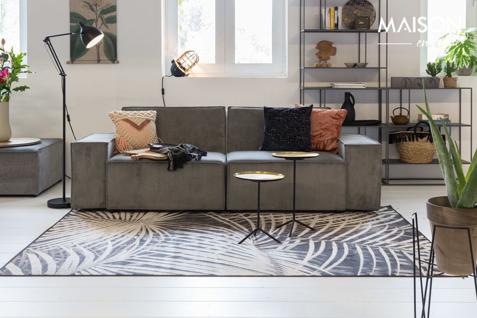 Das bequeme und großzügige Sofa James verbindet Funktionalität dank der Qualität der Materialien