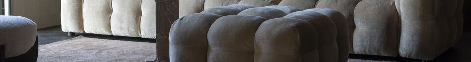 Materialbeschreibung 4-Sitzer Sofa aus beigem Stoff Hackman