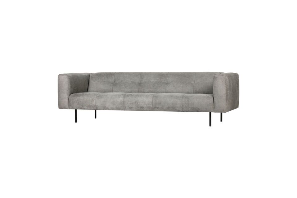 Mit einer Sitztiefe von 60 cm und einer Sitzbreite von 206 cm ist dieses Sofa perfekt