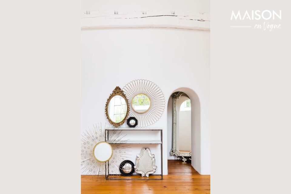 Eine Konsole im Art-Déco-Stil mit zwei Ablagen aus Marmor und Metall