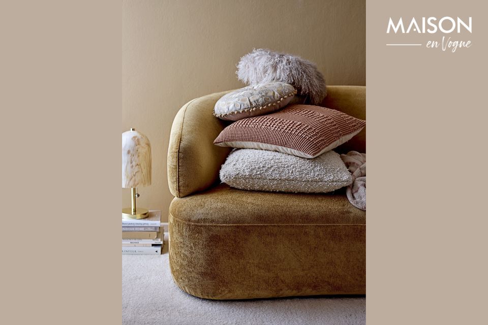 Kissen aus gewebter Baumwolle mit wunderschönen Pompon-Details, die jedes Wohnzimmer aufpeppen
