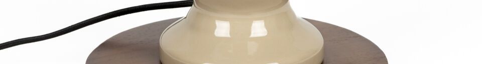 Materialbeschreibung Beige Stehlampe aus Keramik Brew