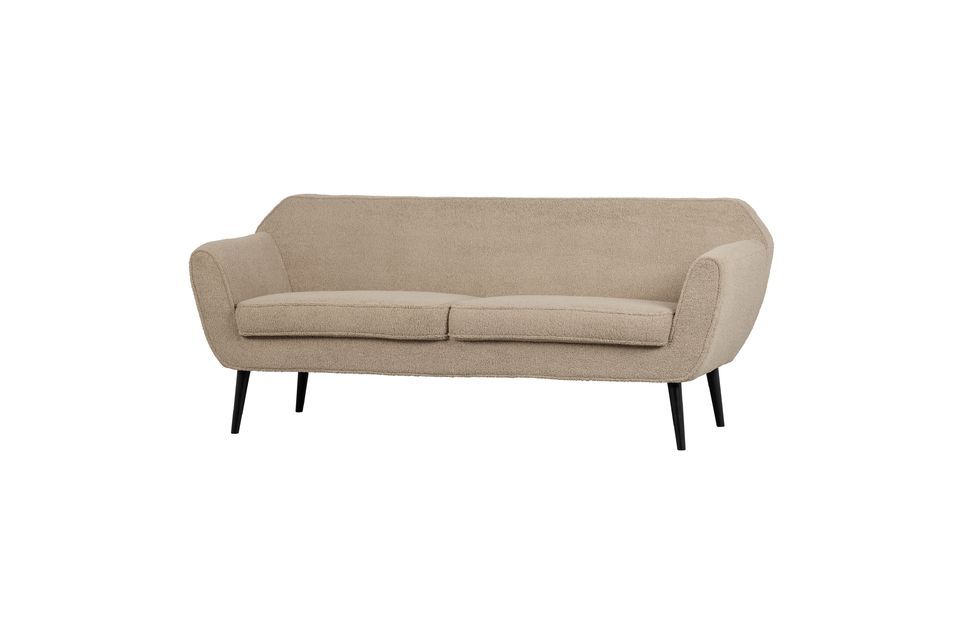 Dieses 2-Sitzer Sofa mit schlichtem Design hat eine plüschige Stoffpolsterung und bietet einen