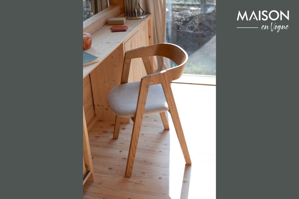 Beiger Stuhl aus Stoff Mads Zuiver