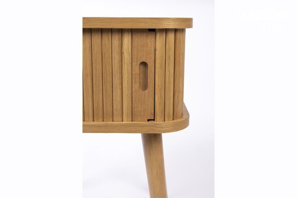 Mit seinen kompakten Maßen von 45 cm Länge