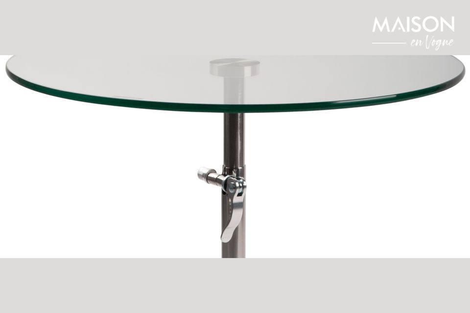 Ein praktischer Tisch mit modernem und gewagtem Design
