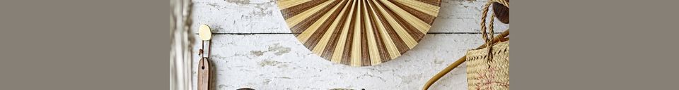 Materialbeschreibung Braune Häkelnadel aus Mangoholz Fray