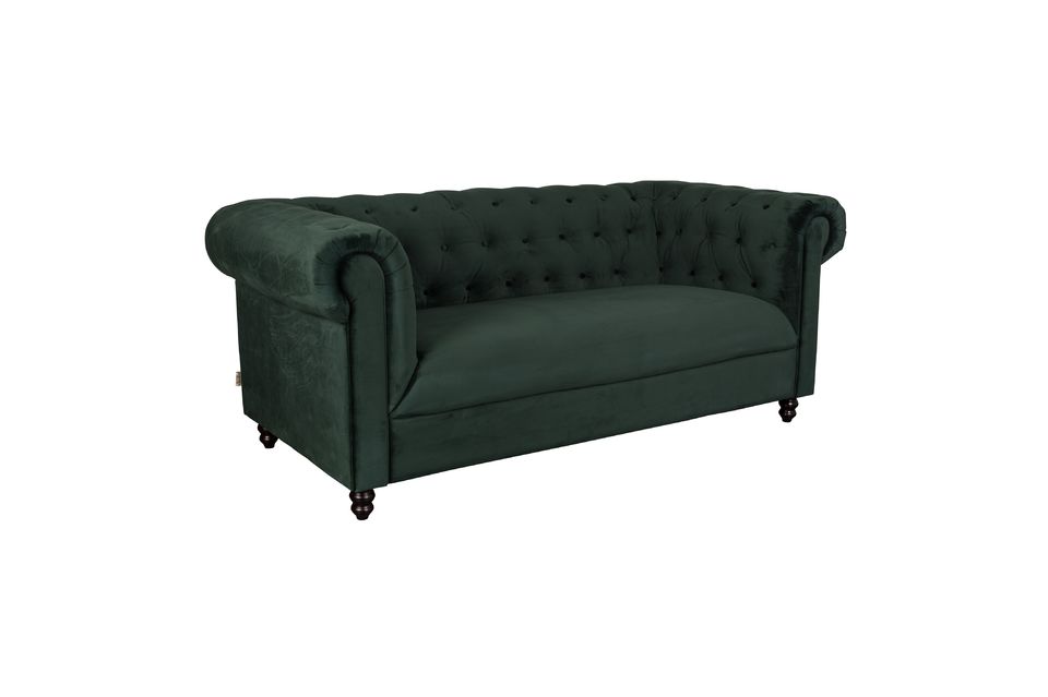 Vor allem gibt das Sofa das traditionelle dicke und unzerstörbare Leder der ursprünglichen