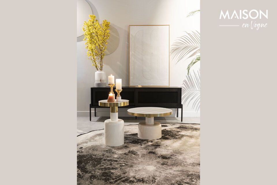 Entdecken Sie den Couchtisch Glam aus Weißblech