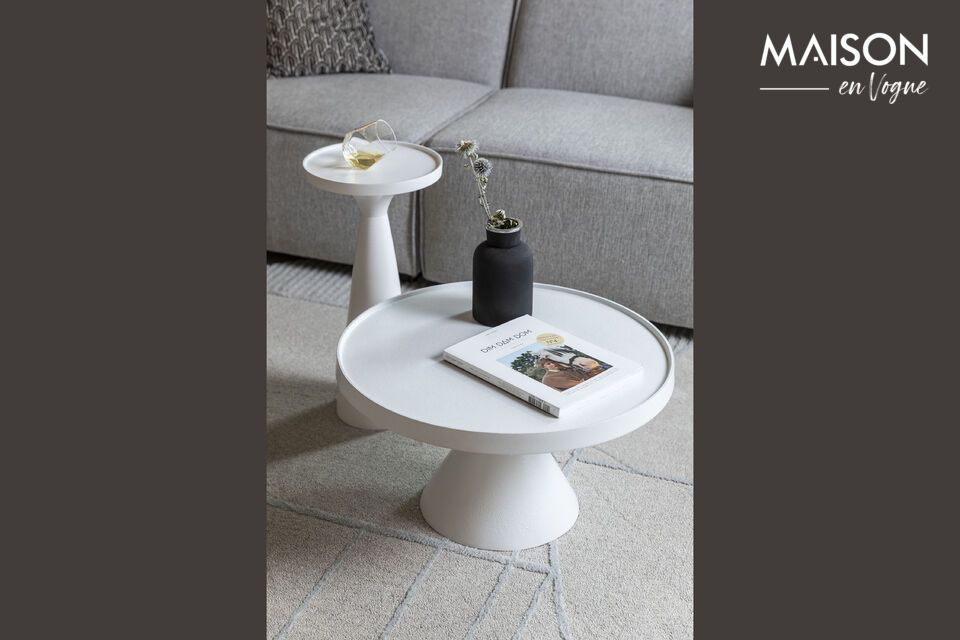 Funktionelle Eleganz für Ihr Wohnzimmer mit diesem Couchtisch.