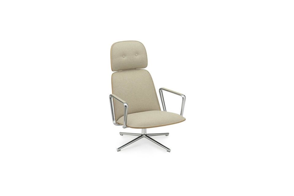 Sein elegantes Design und die hohe Qualität machen ihn zu einem Sessel mit vielen