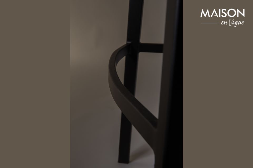 Es fügt sich harmonisch in Ihre offene Küche, Ihre Innen- oder Garten-Minibar ein