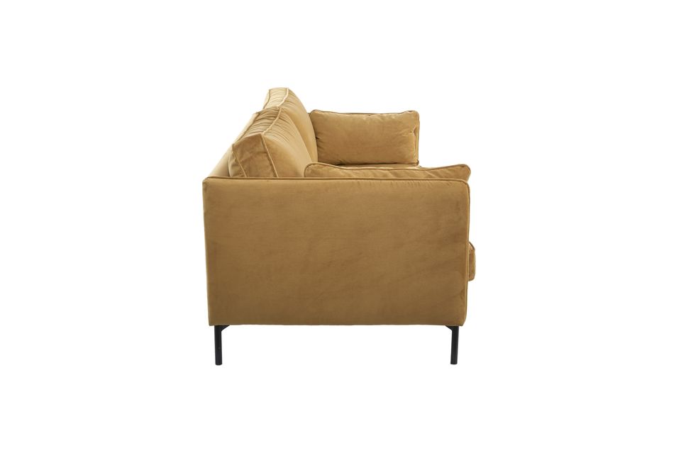Dieses zweisitzige Sofa wurde für ein optimales Wohlbefinden entworfen und bietet Ihnen einen