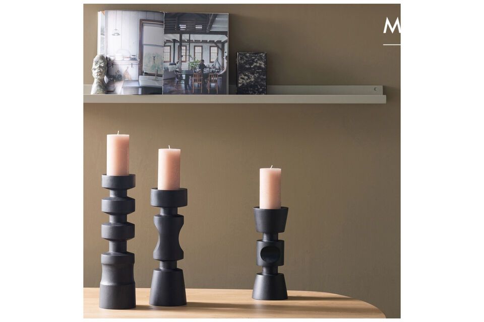 Der Midi-Kerzenständer überrascht mit einer sehr originellen Form