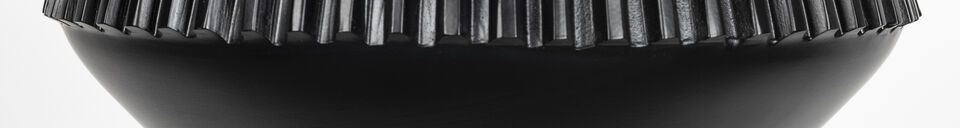 Materialbeschreibung Hängeleuchte aus schwarzem Aluminum Aysa