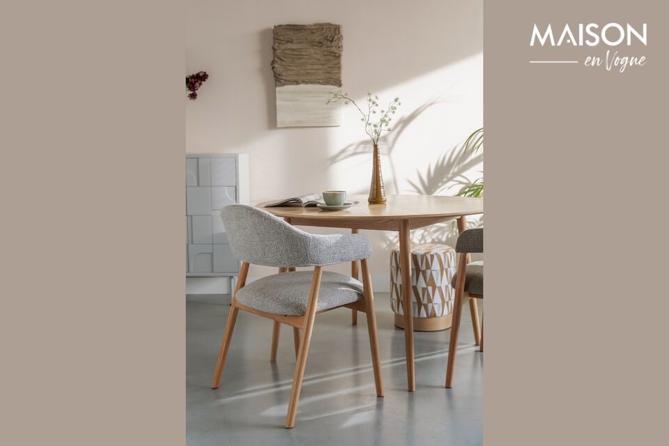 Ein eleganter Sessel für gemütliche Momente.
