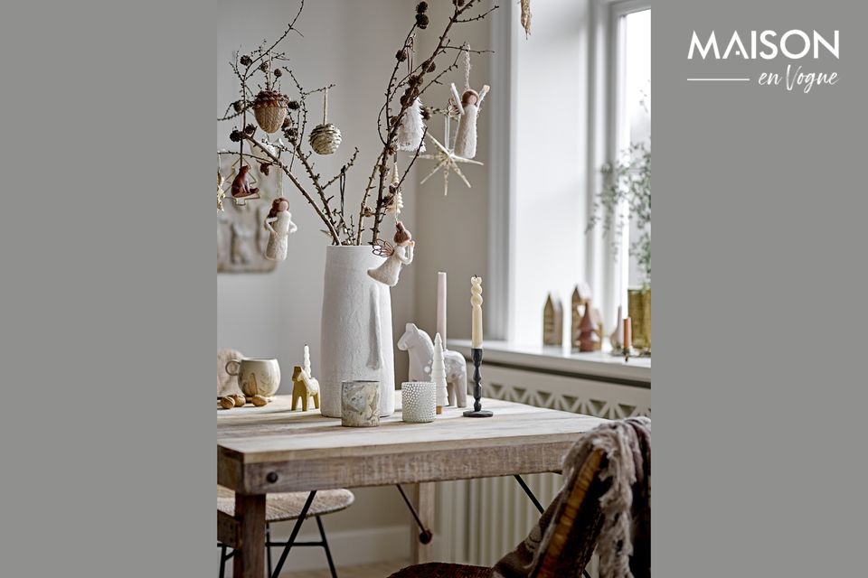 Ein Design-Kerzenständer der dänischen Marke Bloomingville