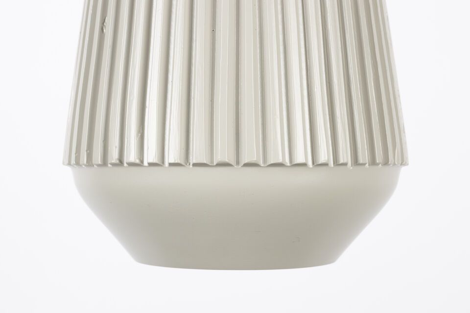 Ihre neutrale beige Farbe macht sie zu einer vielseitigen Wahl für zahlreiche Dekorationen und