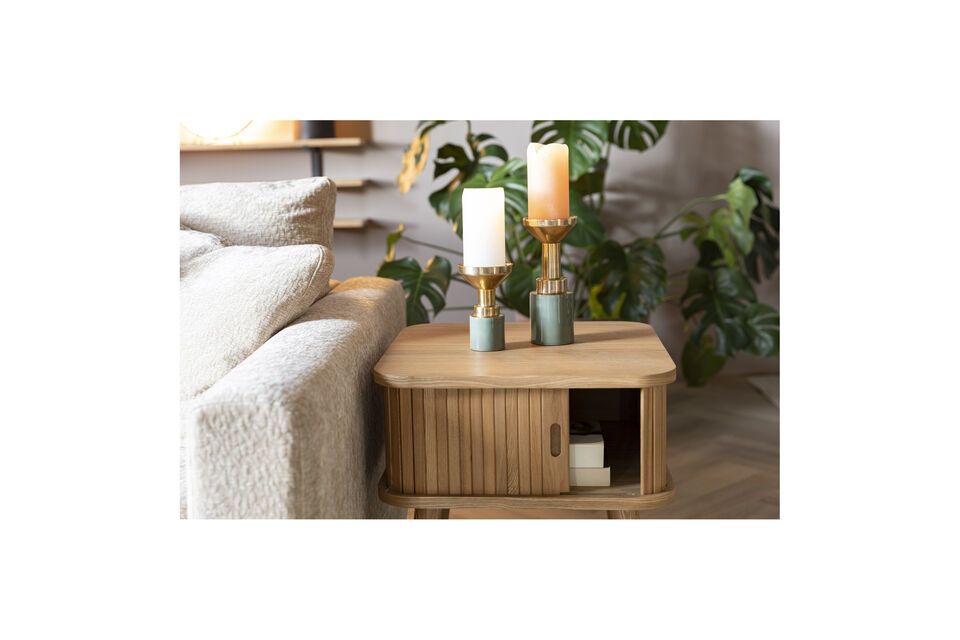 Der Kerzenhalter Glam stellt die perfekte Balance zwischen Funktionalität und Ästhetik dar