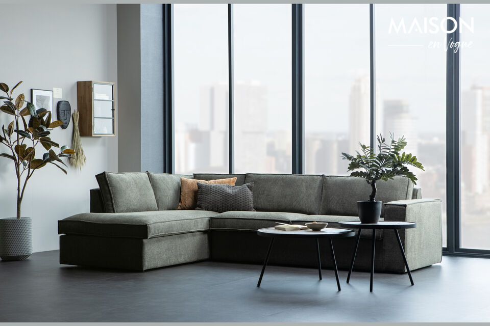 Genießen Sie grenzenlosen Komfort mit dem Sofa Freddie - der perfekte Begleiter für Ihre Familie und Freunde.