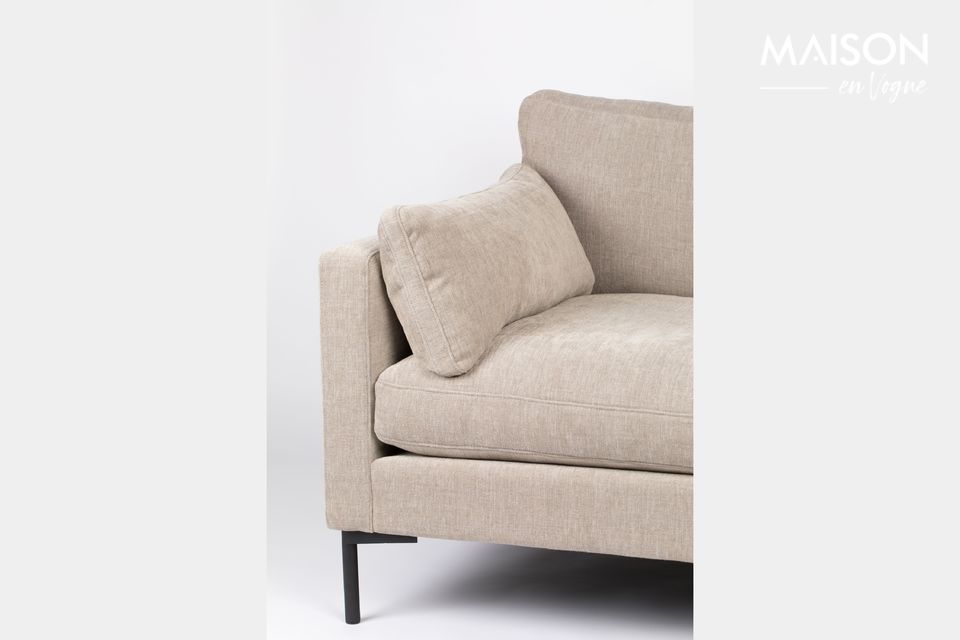 Für andere hingegen ist dieses kleine Sofa ideal, um sich zu zweit zusammenzurollen