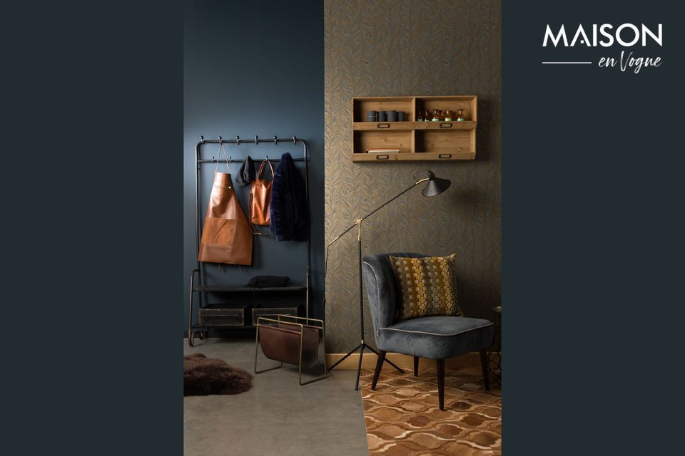 Diese Garderobe ist ein unverzichtbares Möbelstück und ermöglicht die funktionelle Aufbewahrung