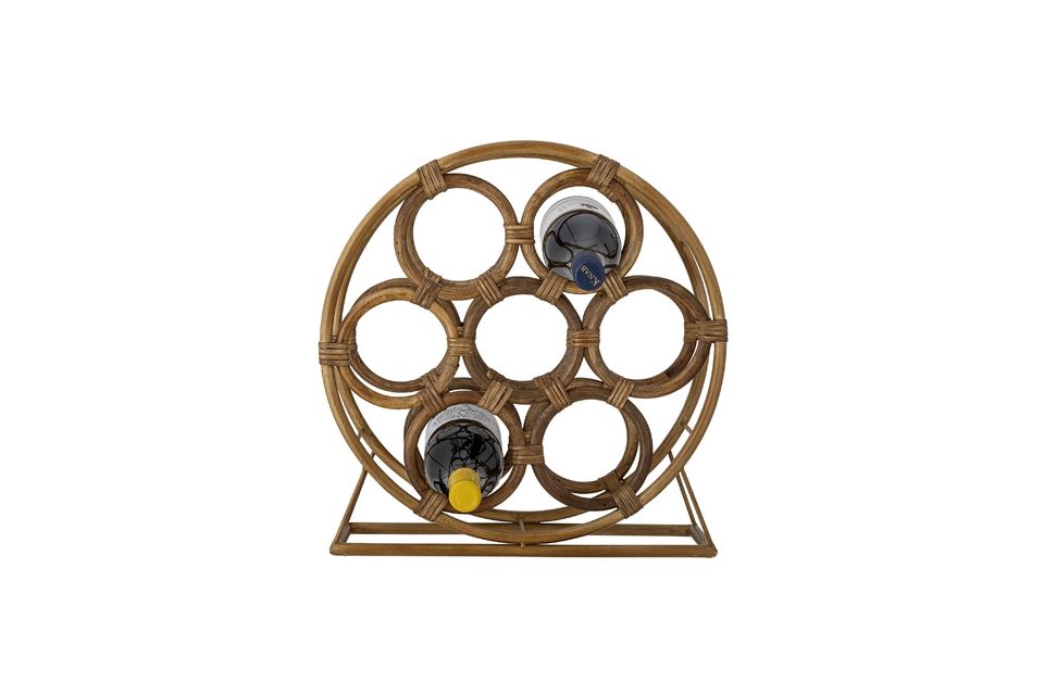 Das Weinregal ist ein dekoratives Stück