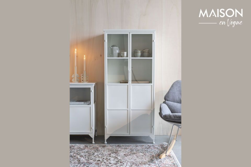 Entdecken Sie den Schrank Miya