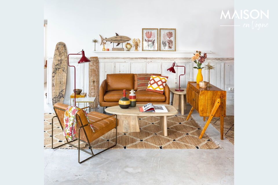 Ein funktionales und robustes Möbelstück aus Mangoholz.