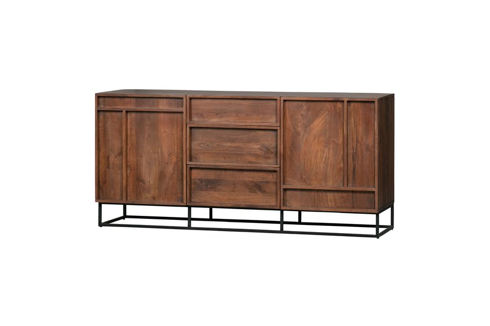 Das elegante und atmosphärische Sideboard aus Mangoholz Forrest hat ein natürliches Finish und ist