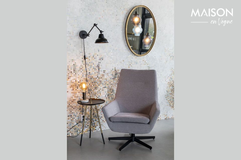 Vintage-Eleganz und Modernität mit dem Matz-Spiegel aus Eisen.