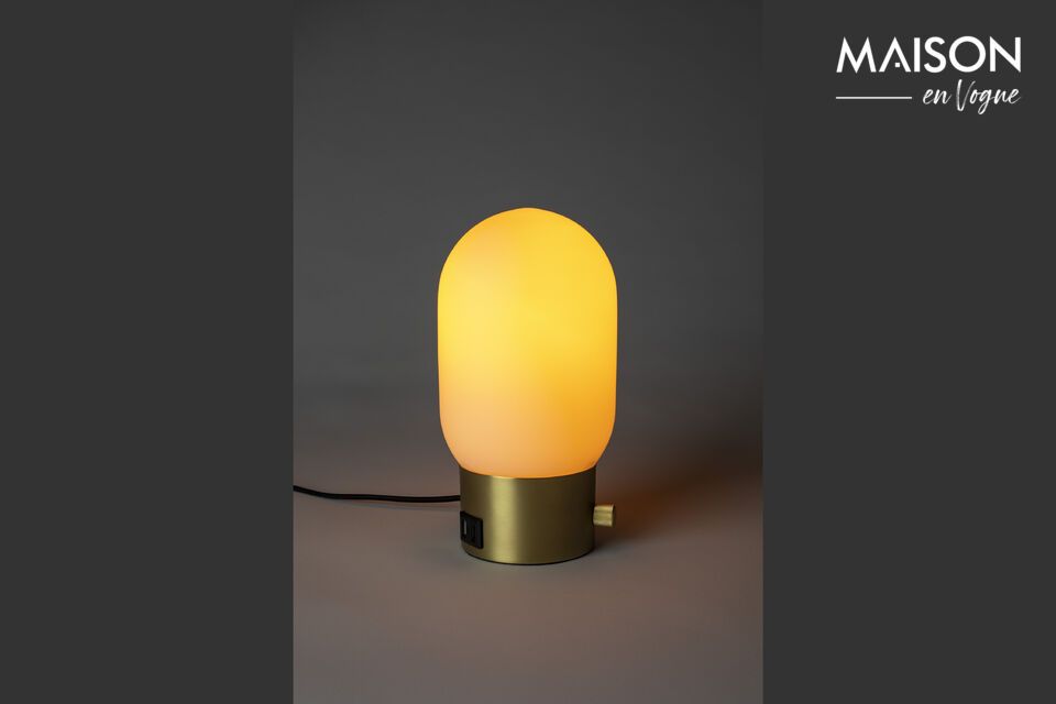 Entdecken Sie Eleganz und Funktionalität vereint in der Tischlampe Urban Charger