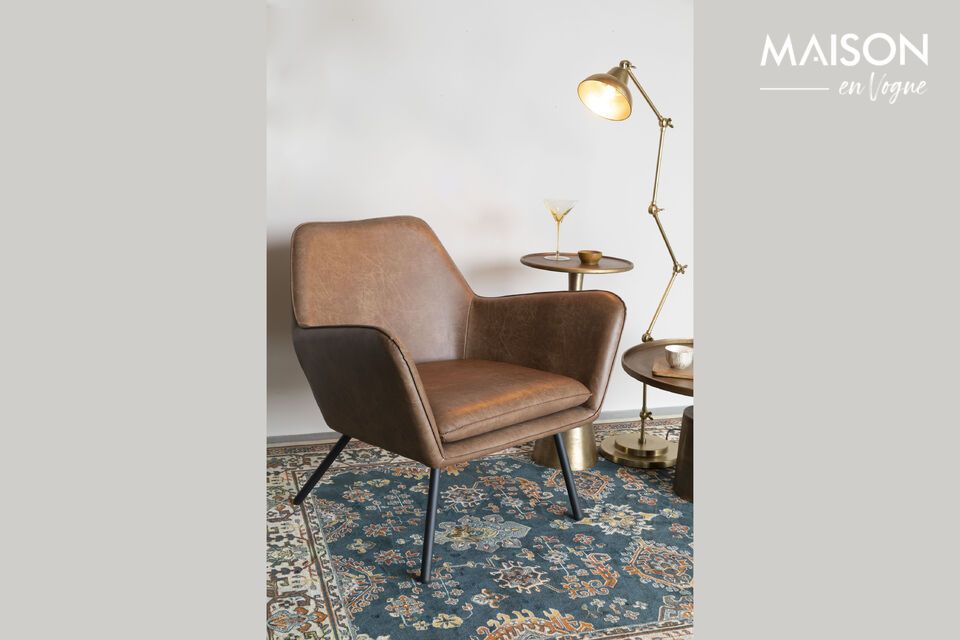 Ihr schlichtes Design in Kombination mit dem goldenen Finish macht diese Stehleuchte zu einer