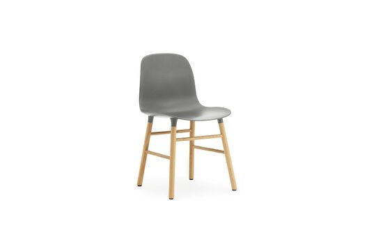 Stuhl aus Eiche und Kunststoff grau Form