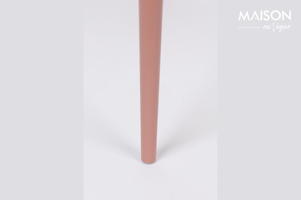Er ist einheitlich rosa und mit einer Rückenlehne versehen und kann als Stuhl am Esstisch