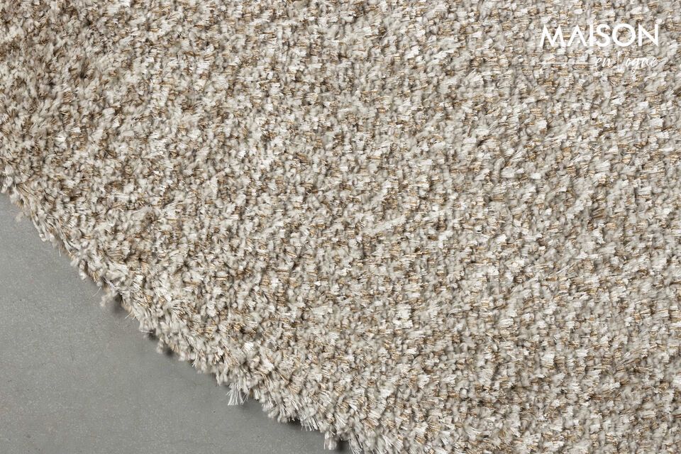 Mit seinen großzügigen Maßen von 160 cm x 230 cm eignet er sich perfekt