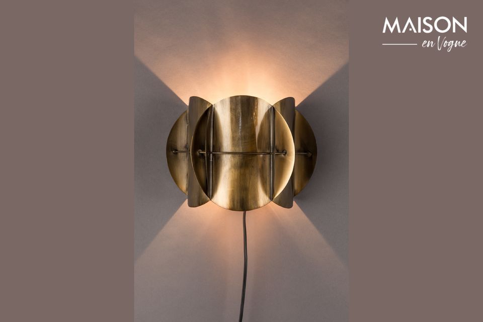 Wandleuchte Corridor aus Messing DutchBone